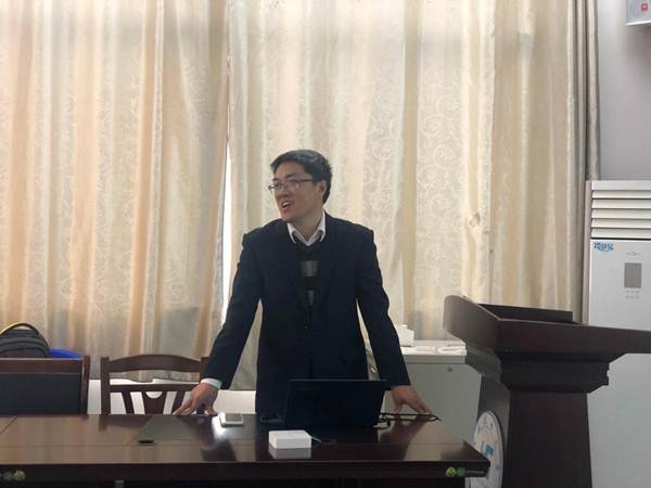 //zqadm.hbzhibo.org:8080/_vsl/CB14B32C14BEF1E27AAC55DB23A9B9D0/E9F9A363/121E2