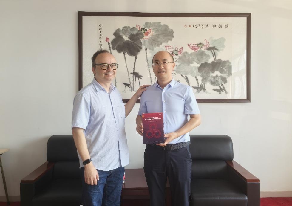 黑白直播
